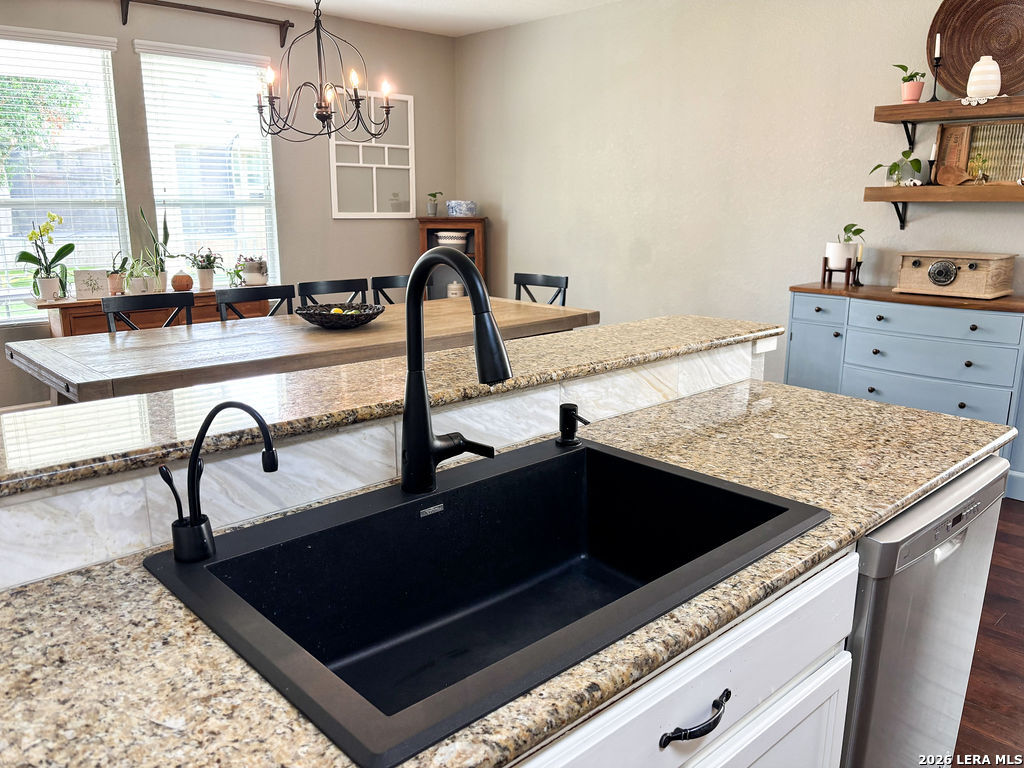 15903 Silver Rose Selma TX 78154