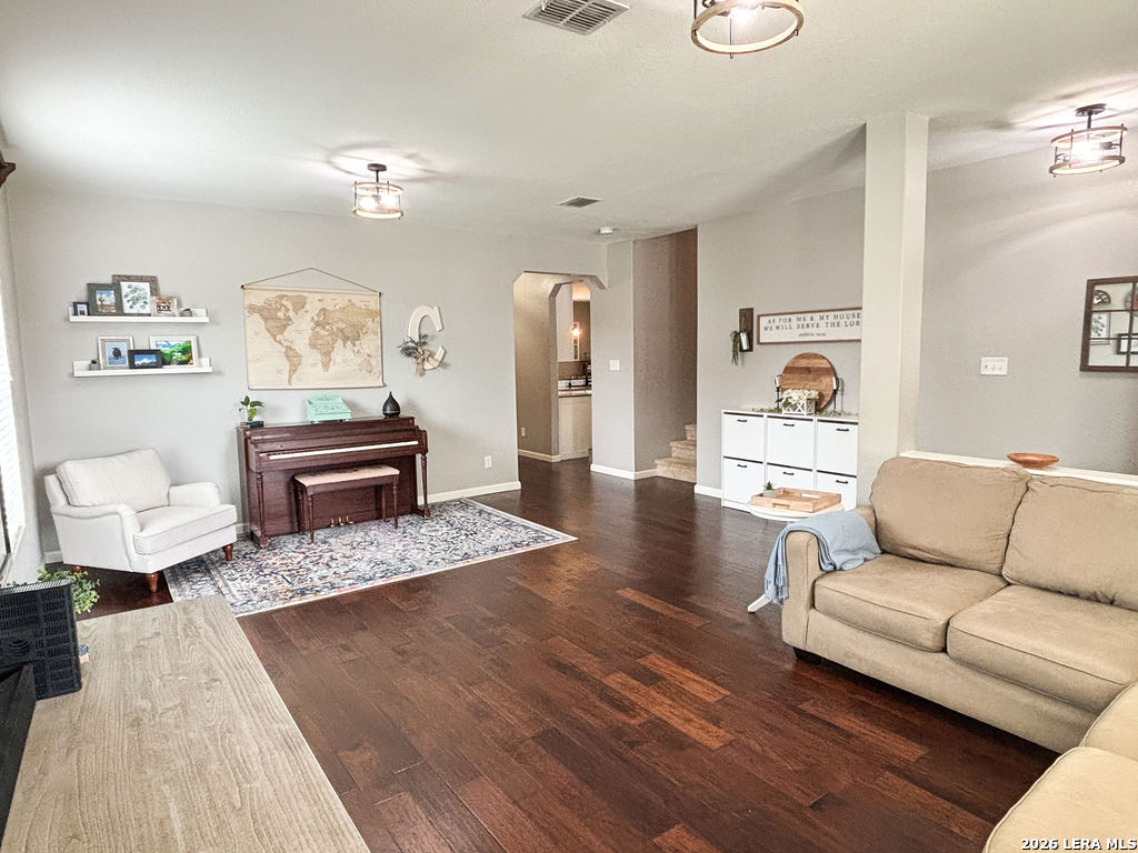 15903 Silver Rose Selma TX 78154
