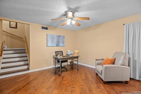 102 Zornia Castle Hills TX 78213
