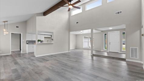 2458 Rockaway San Antonio TX 78232