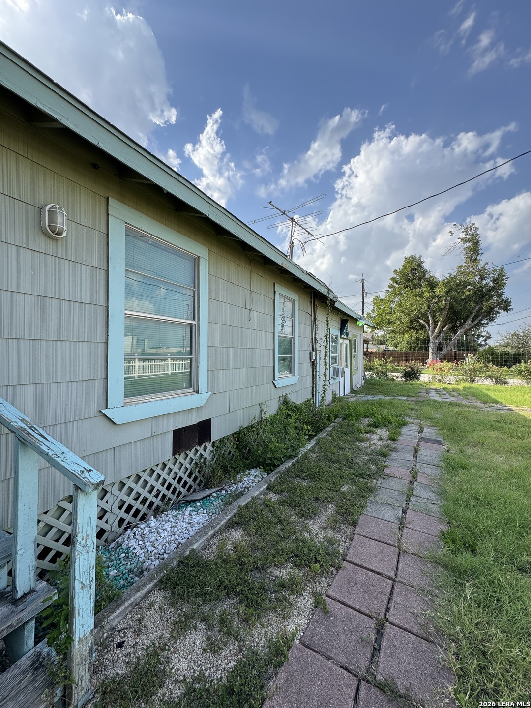 415 Creswell Drive San Antonio TX 78220