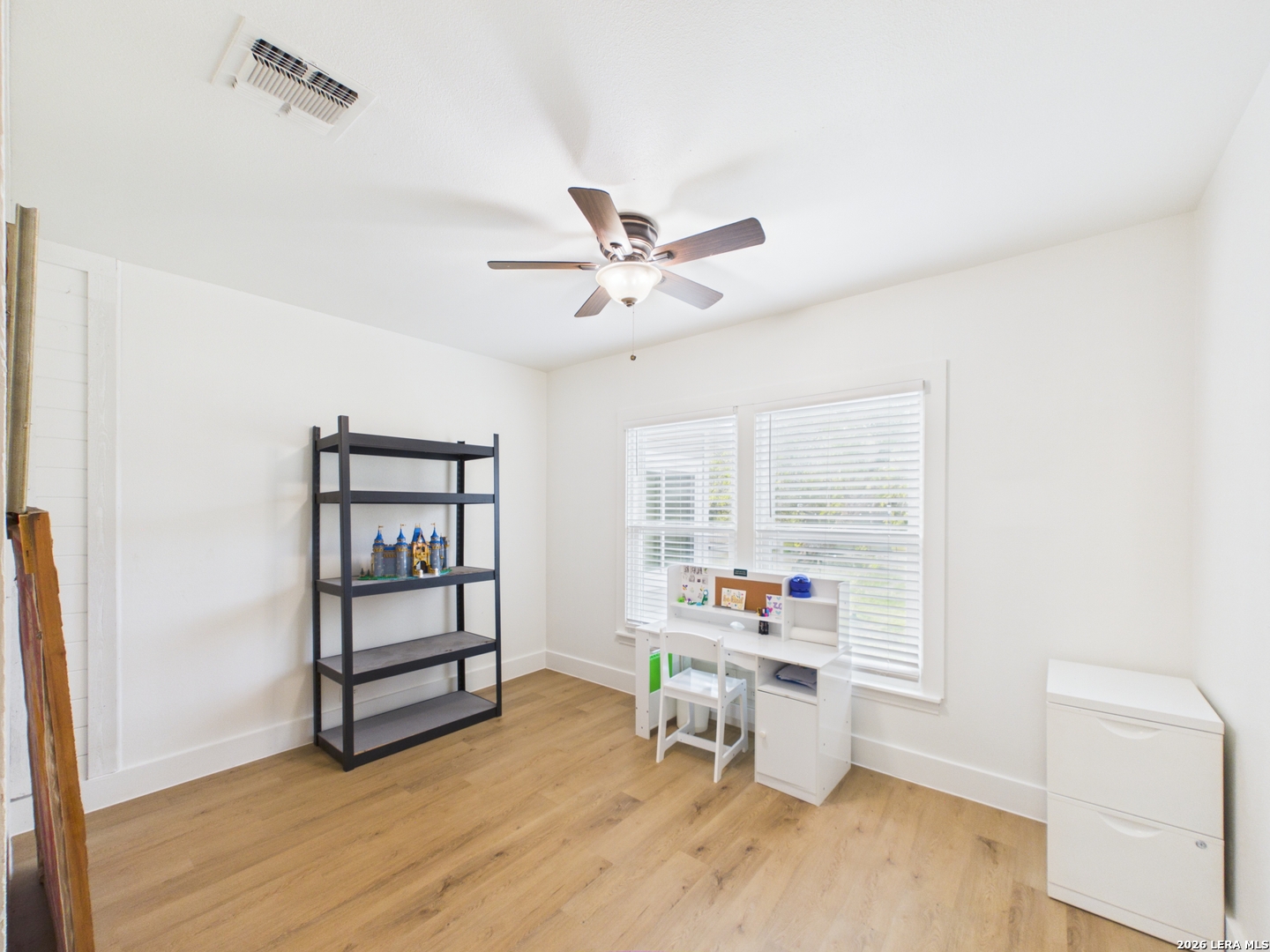 112 Live Oak Poth TX 78147