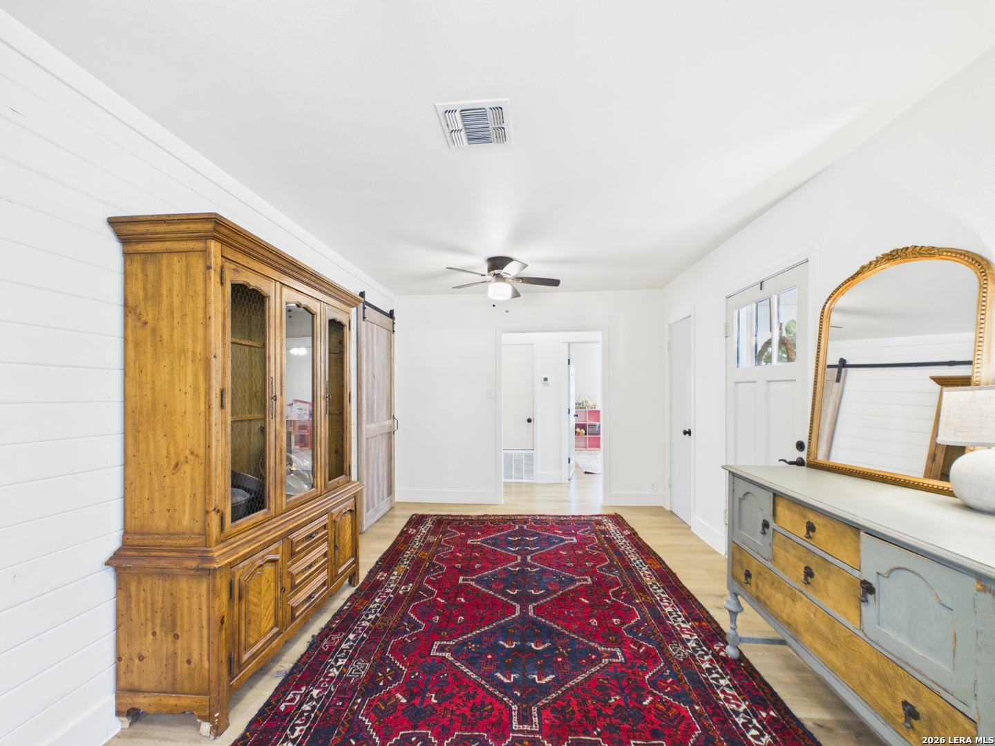 112 Live Oak Poth TX 78147