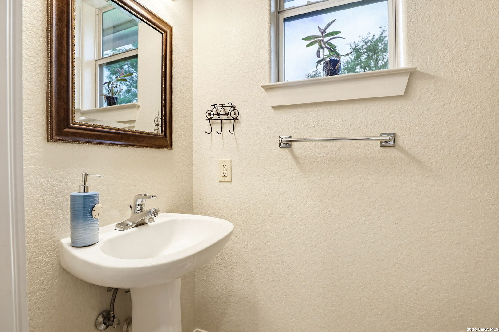 1103 Eagle View Pleasanton TX 78064