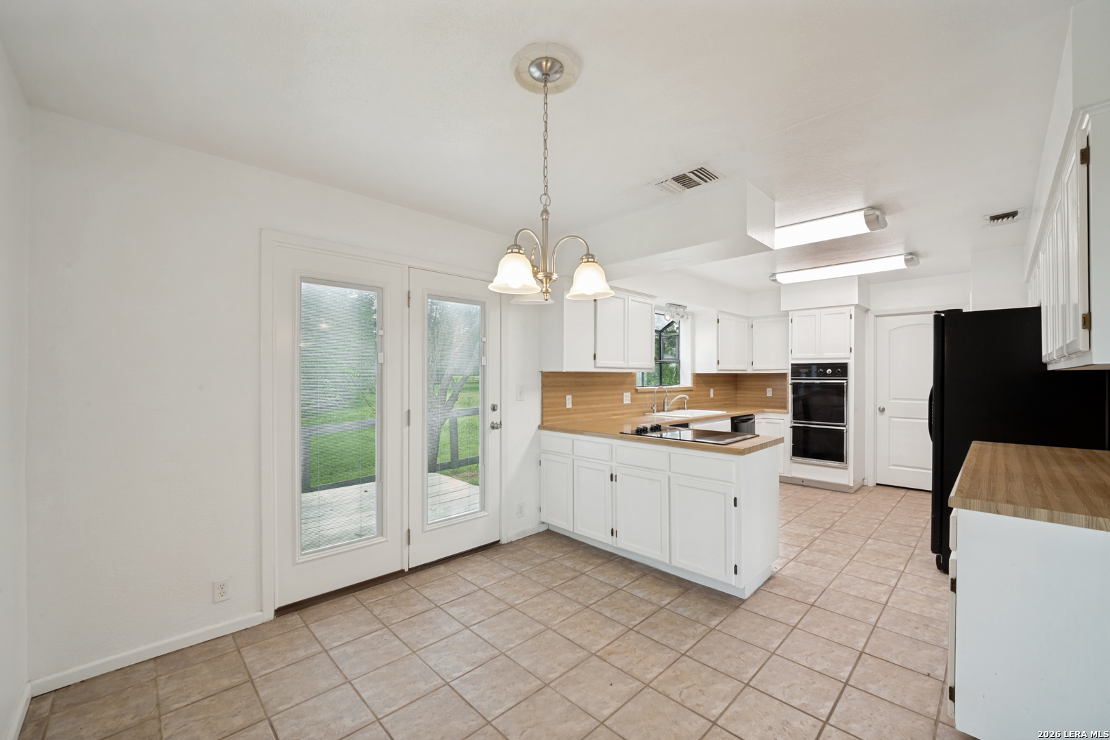 270 Briarwood Circle Bandera TX 78003