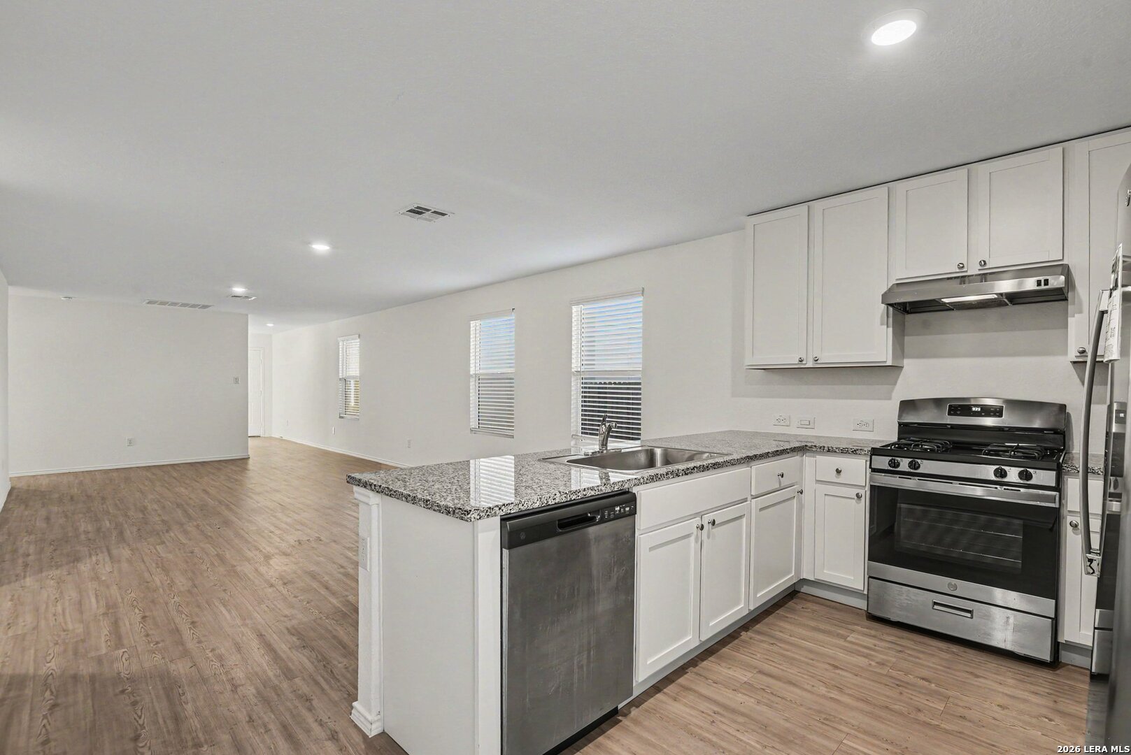 5443 Daphne Path San Antonio TX 78253
