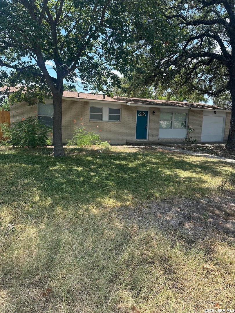 462 Hialeah San Antonio TX 78218
