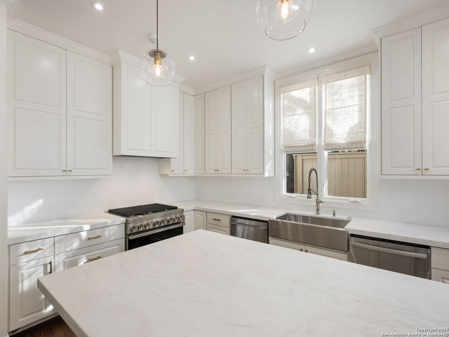 160 Burr San Antonio TX 78209