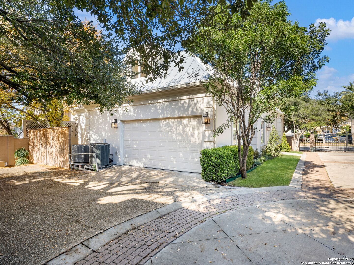 160 Burr San Antonio TX 78209