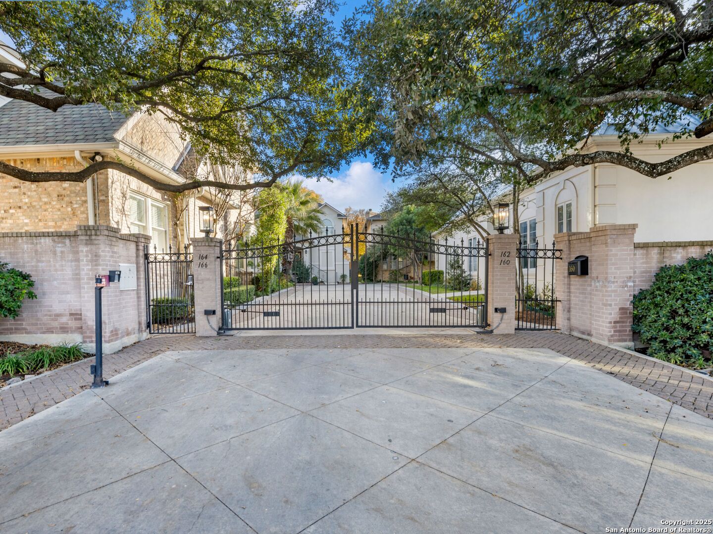 160 Burr San Antonio TX 78209