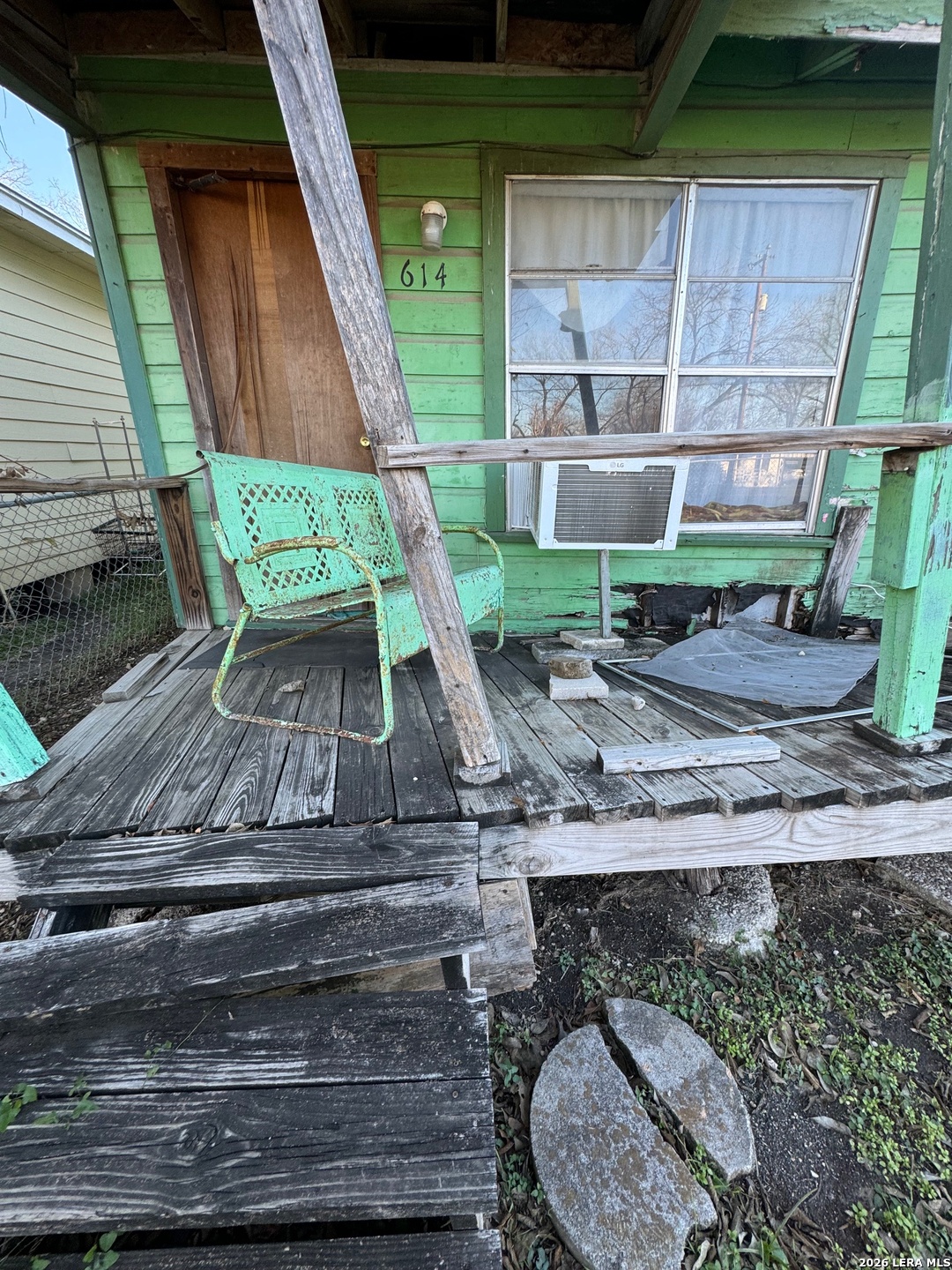 614 Sunglo San Antonio TX 78221