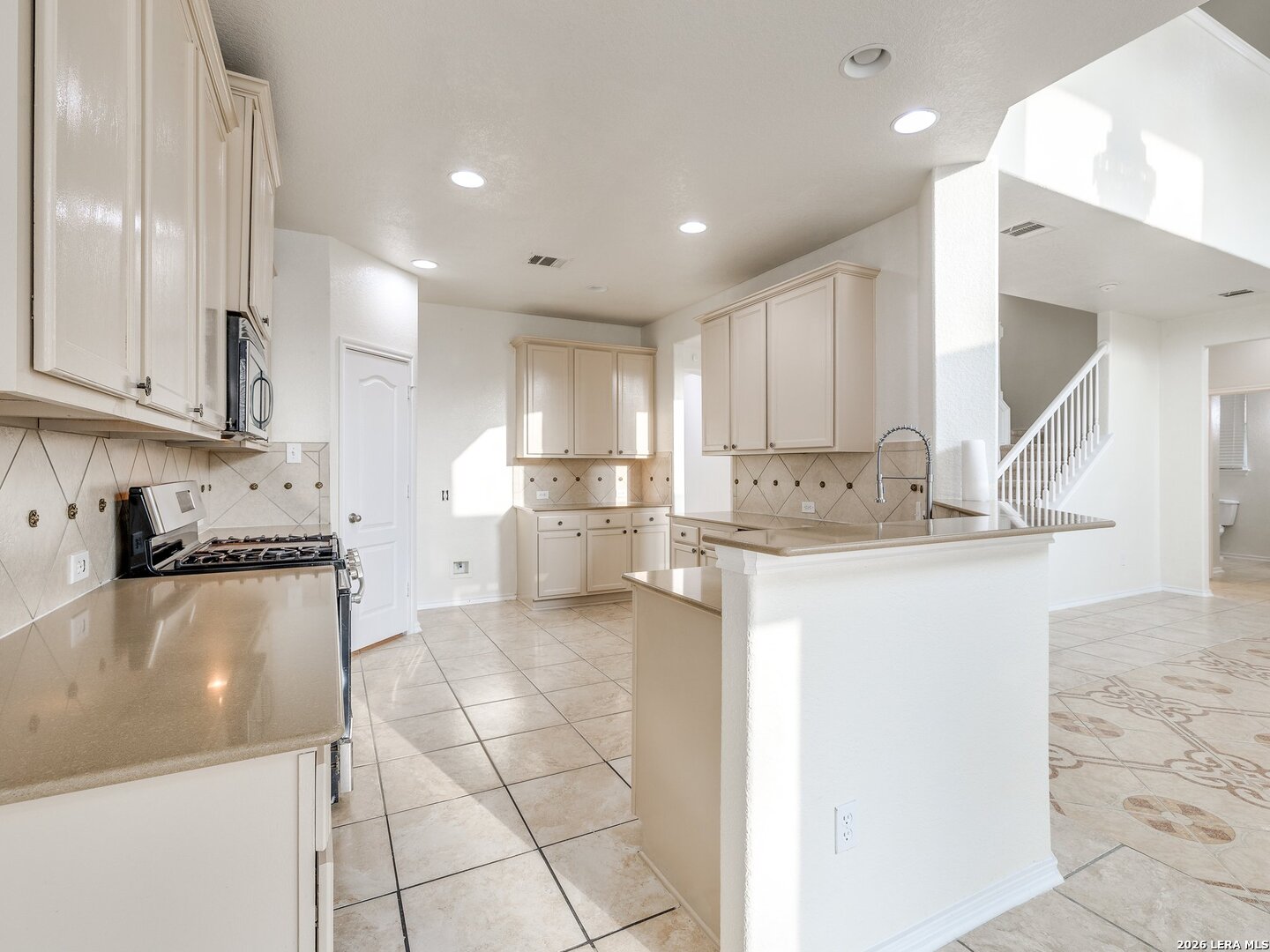 24822 Catalan Cliff San Antonio TX 78261