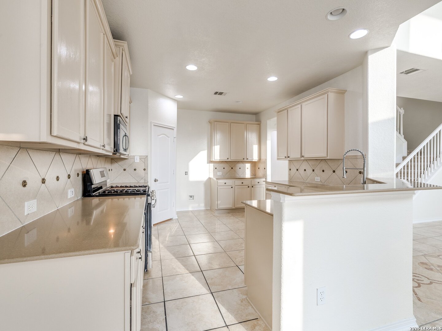 24822 Catalan Cliff San Antonio TX 78261