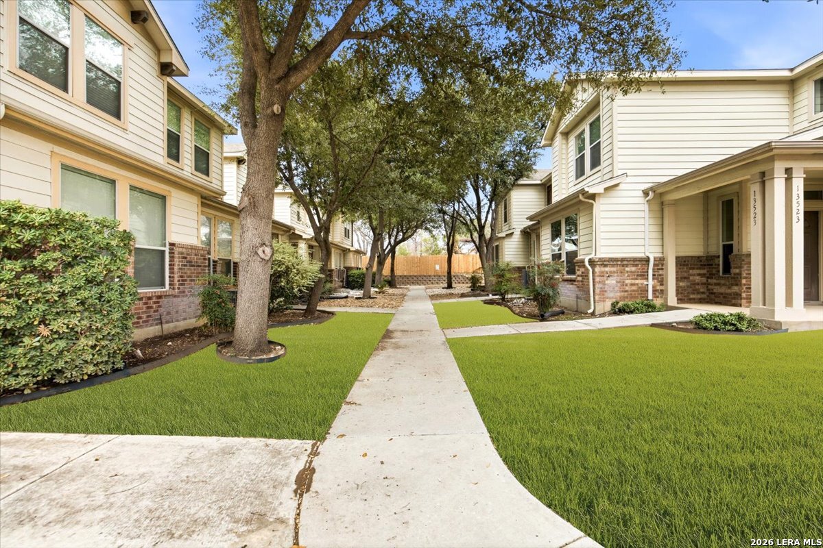 13517 Bristow Dawn San Antonio TX 78217