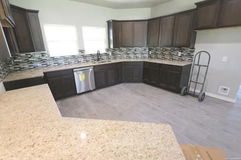 142 Timber Place La Vernia TX 78121