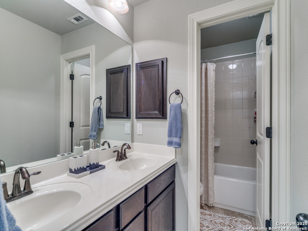 2503 Ladera San Antonio TX 78261