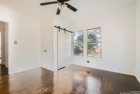 1611 Mckinley Avenue San Antonio TX 78210