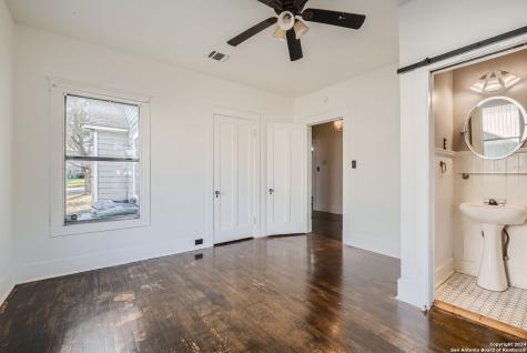 1611 Mckinley Avenue San Antonio TX 78210
