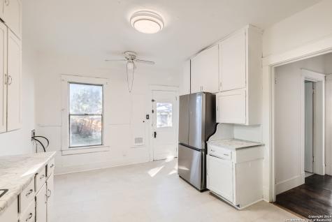 1611 Mckinley Avenue San Antonio TX 78210