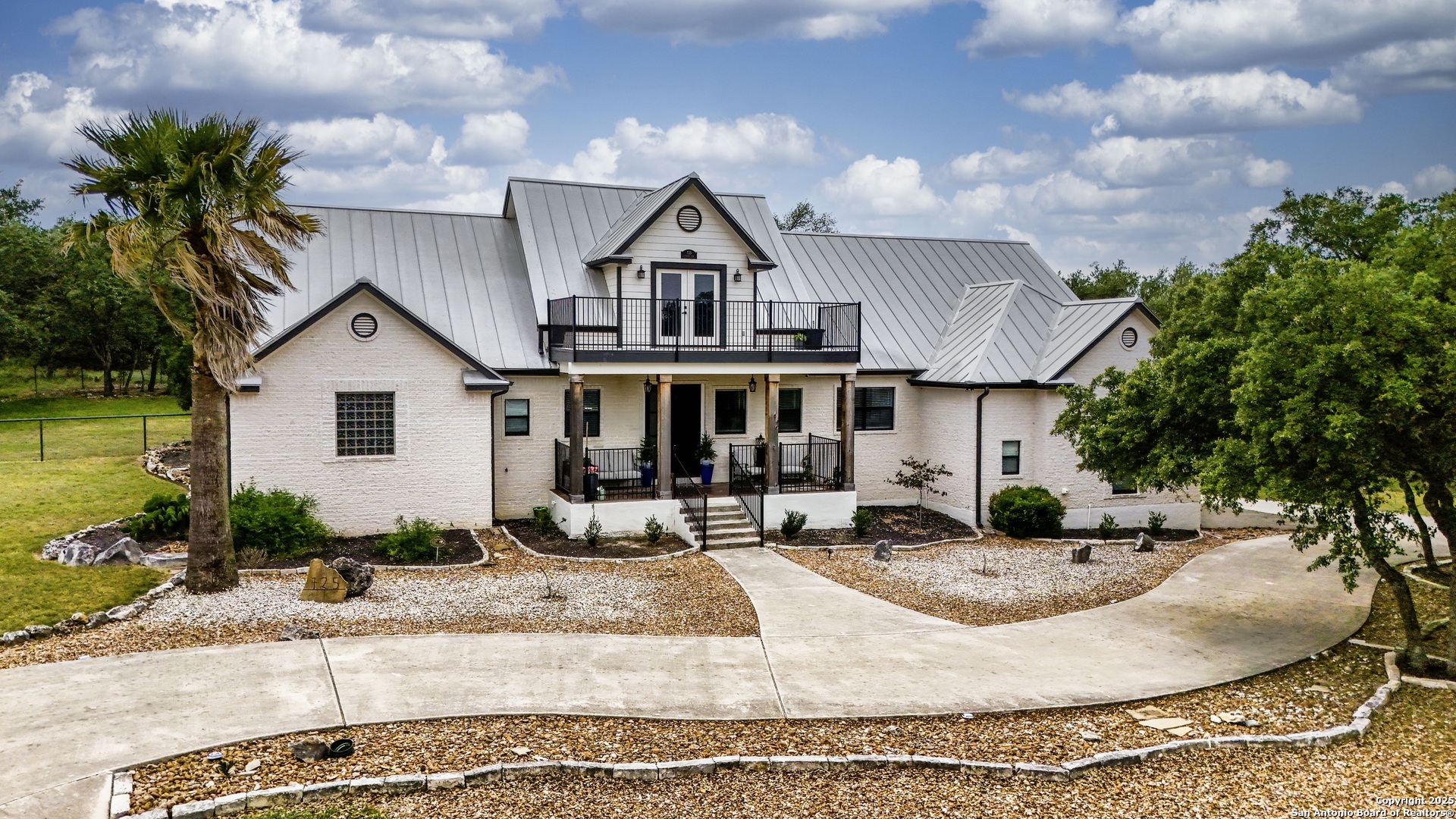 725 Winding View New Braunfels TX 78132