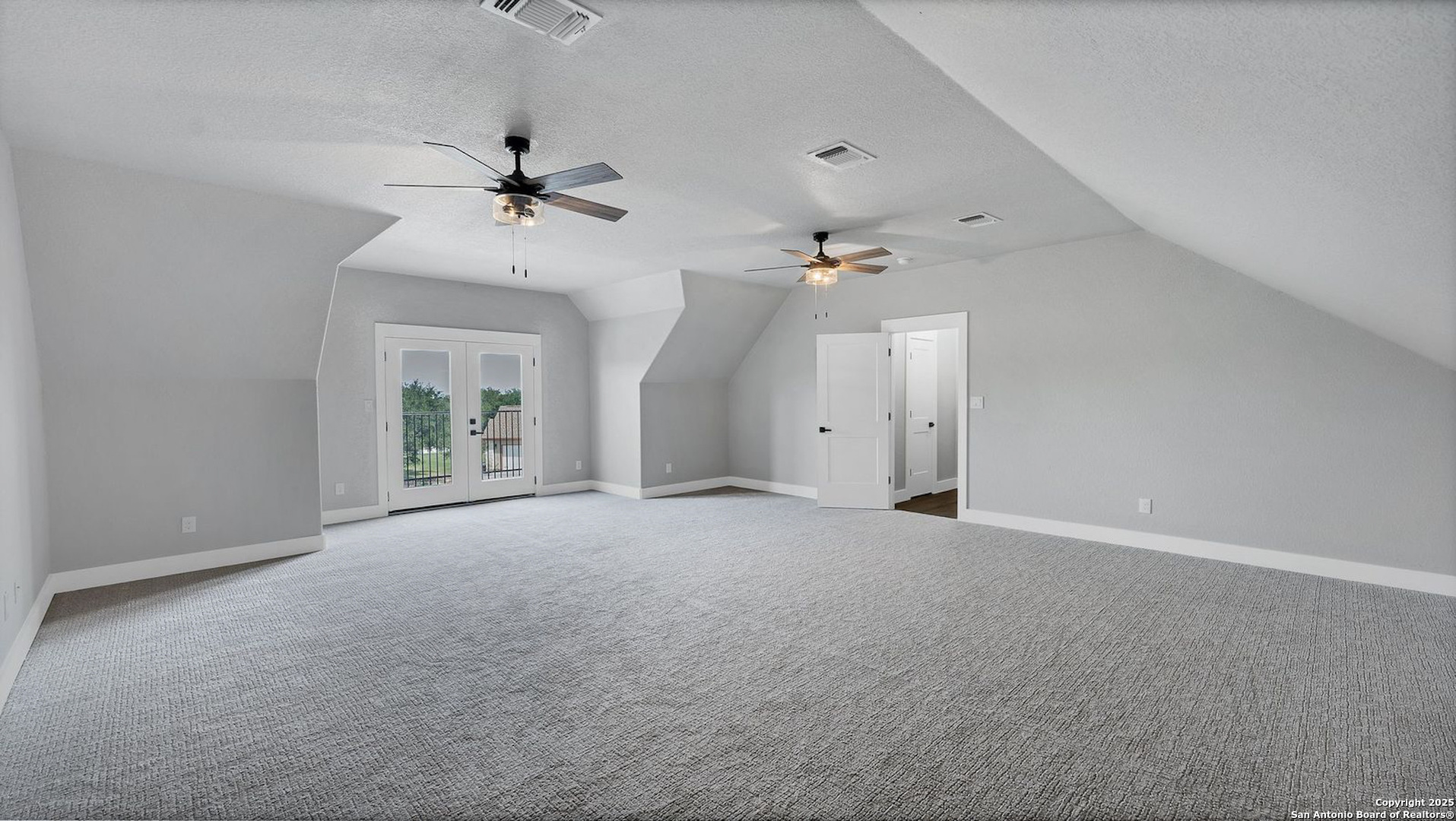 725 Winding View New Braunfels TX 78132