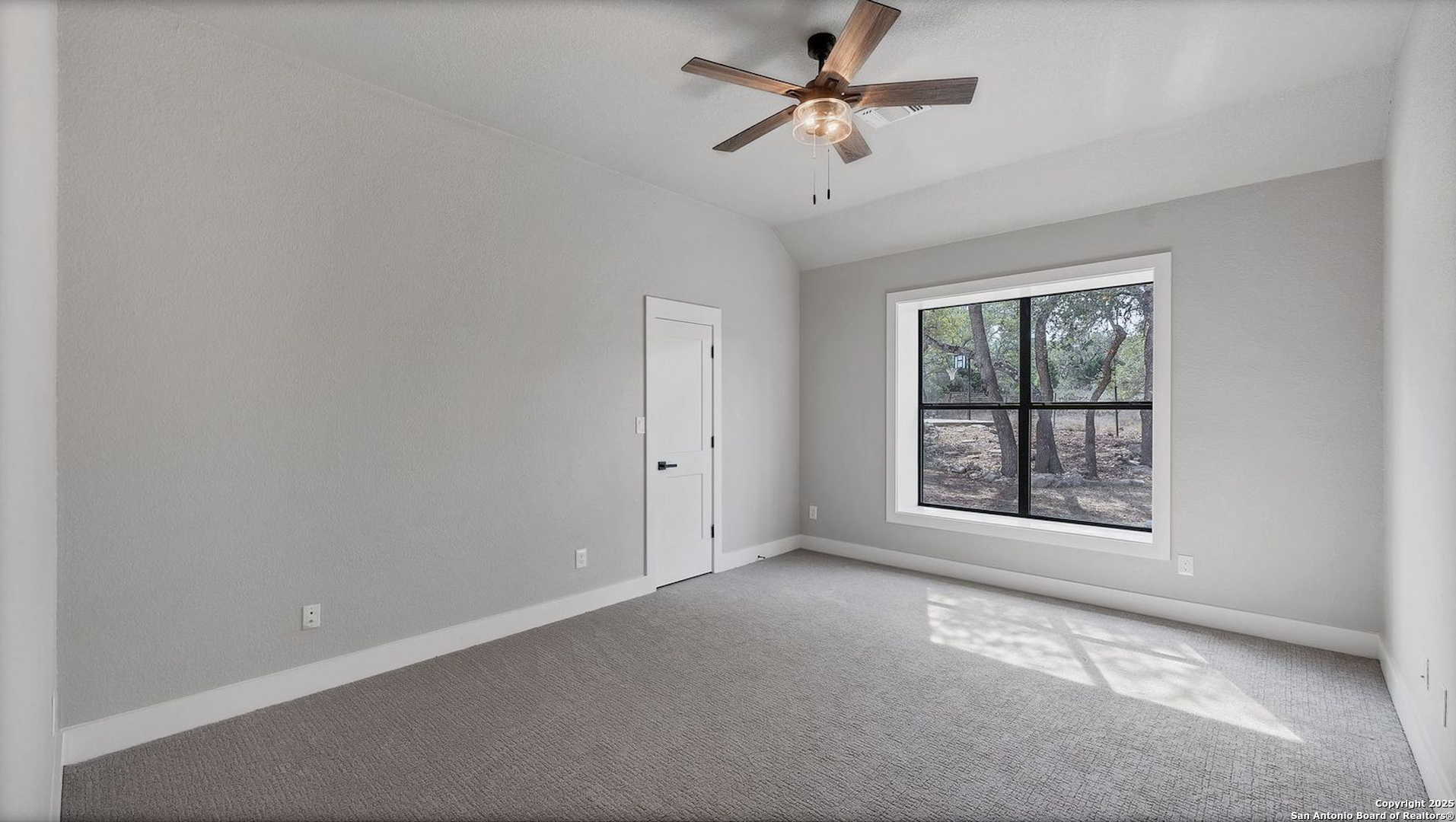 725 Winding View New Braunfels TX 78132