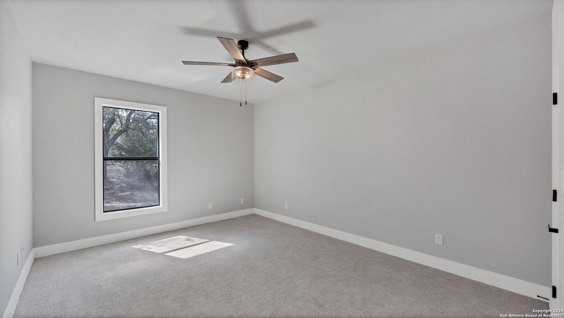 725 Winding View New Braunfels TX 78132