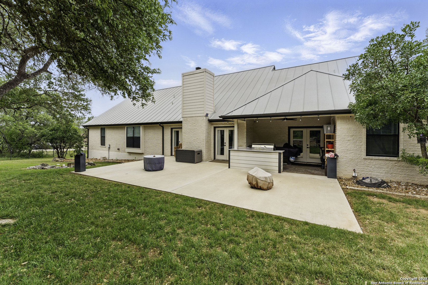 725 Winding View New Braunfels TX 78132