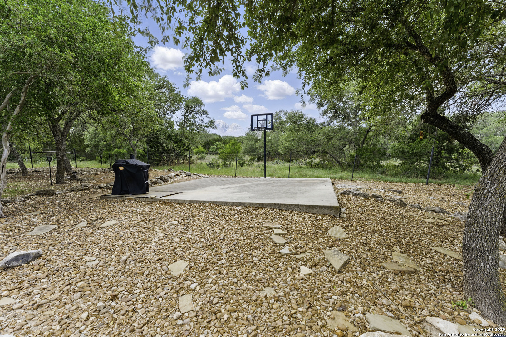 725 Winding View New Braunfels TX 78132