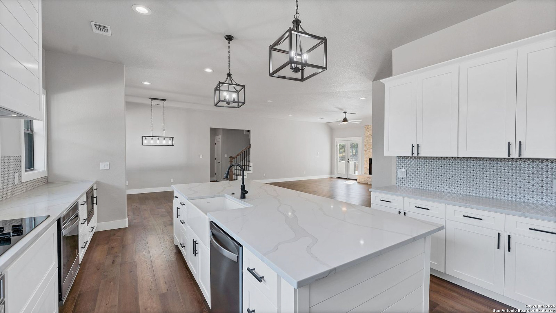 725 Winding View New Braunfels TX 78132