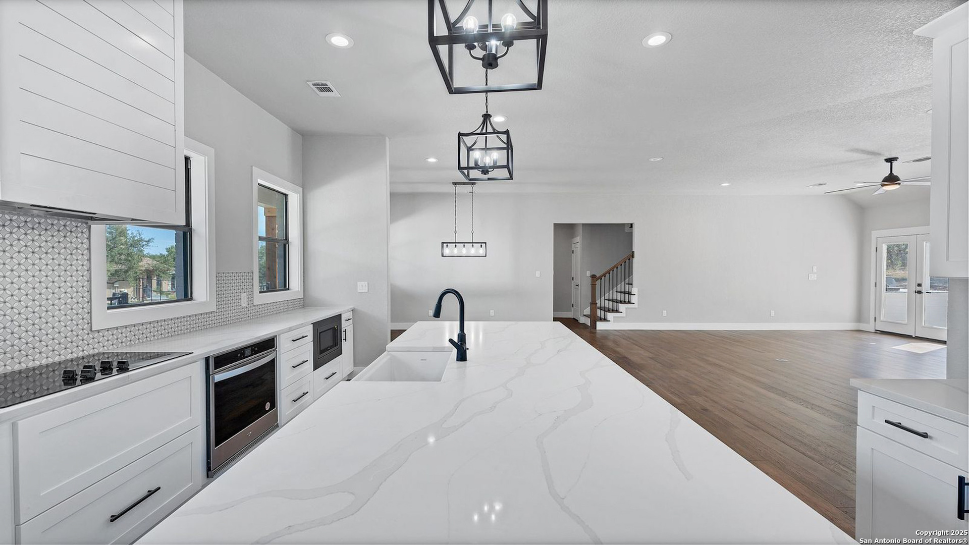 725 Winding View New Braunfels TX 78132