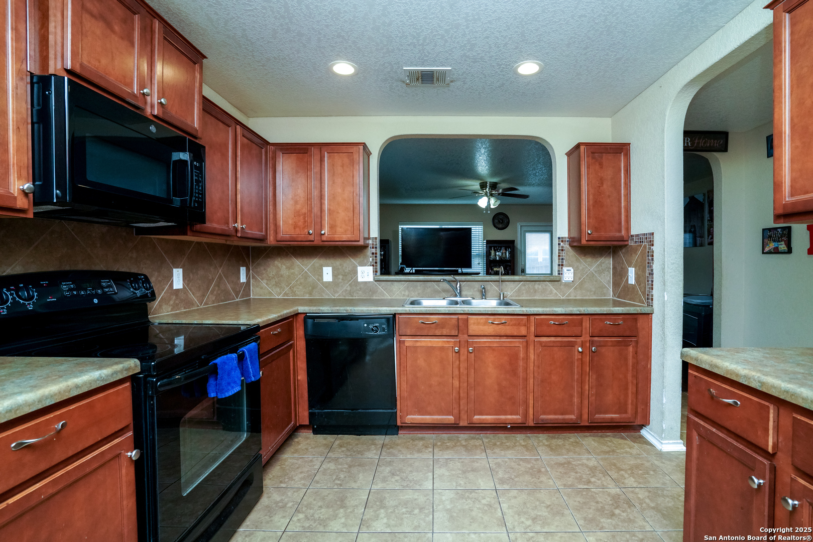 11210 Star Vista San Antonio TX 78221