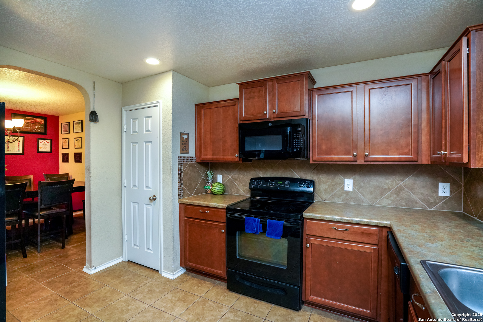 11210 Star Vista San Antonio TX 78221
