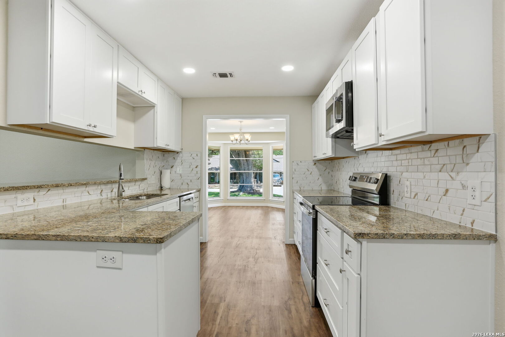 229 Sherri Drive Universal City TX 78148