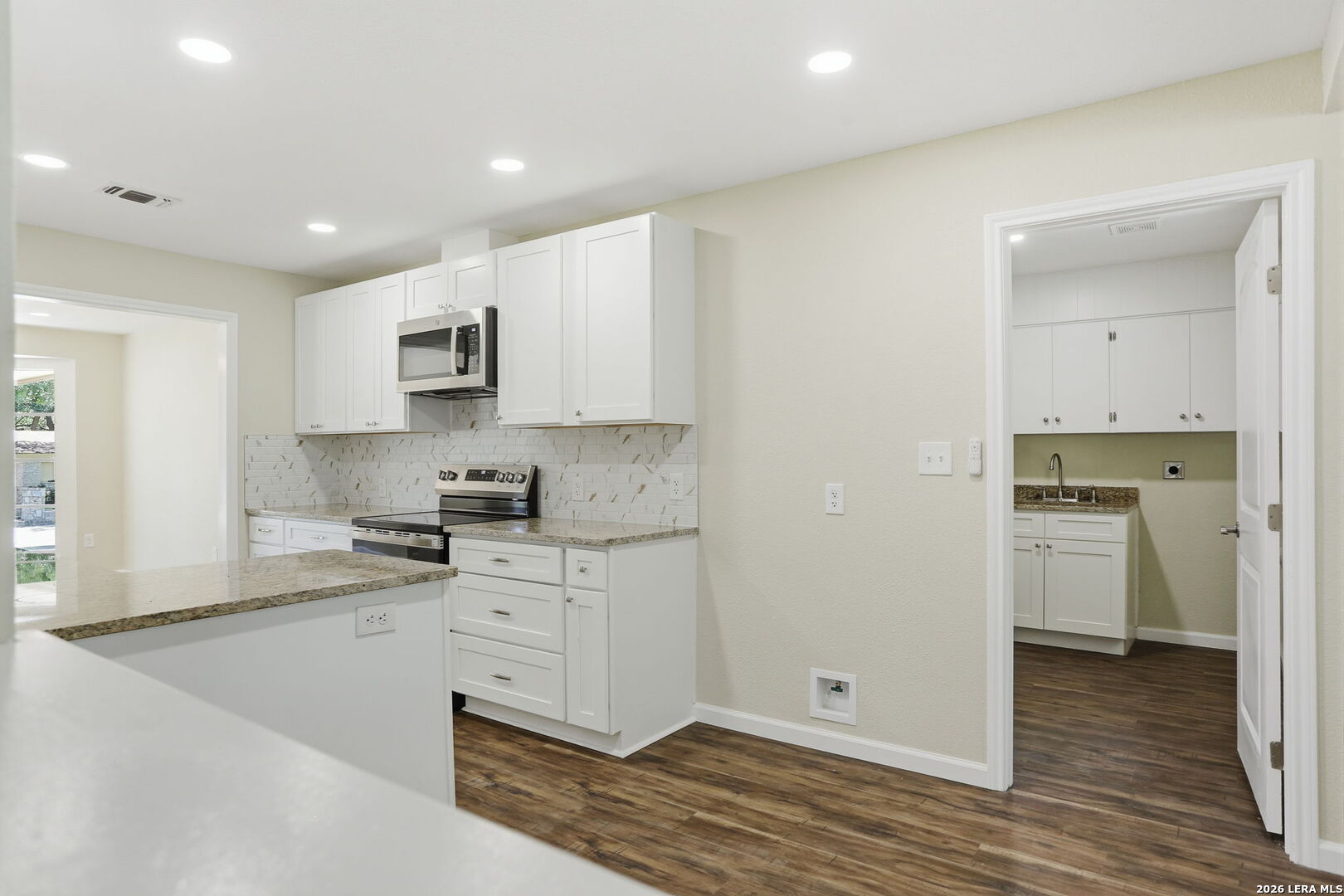 229 Sherri Drive Universal City TX 78148