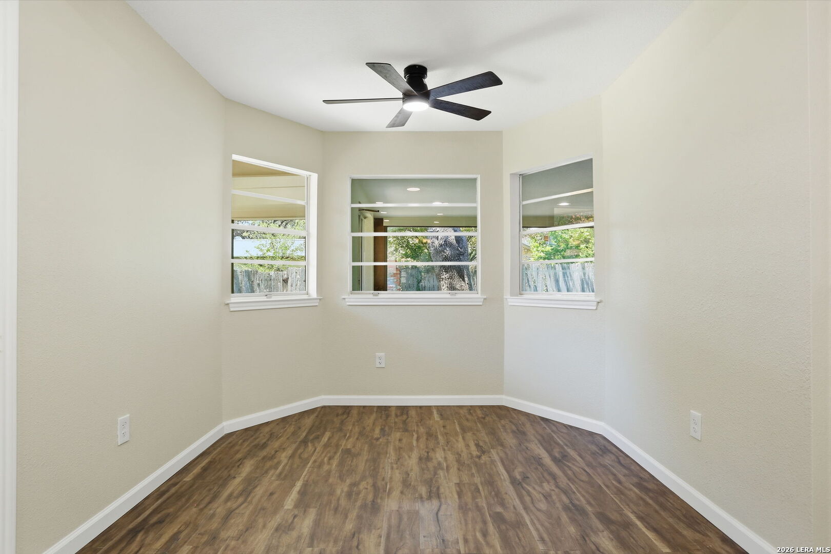 229 Sherri Drive Universal City TX 78148