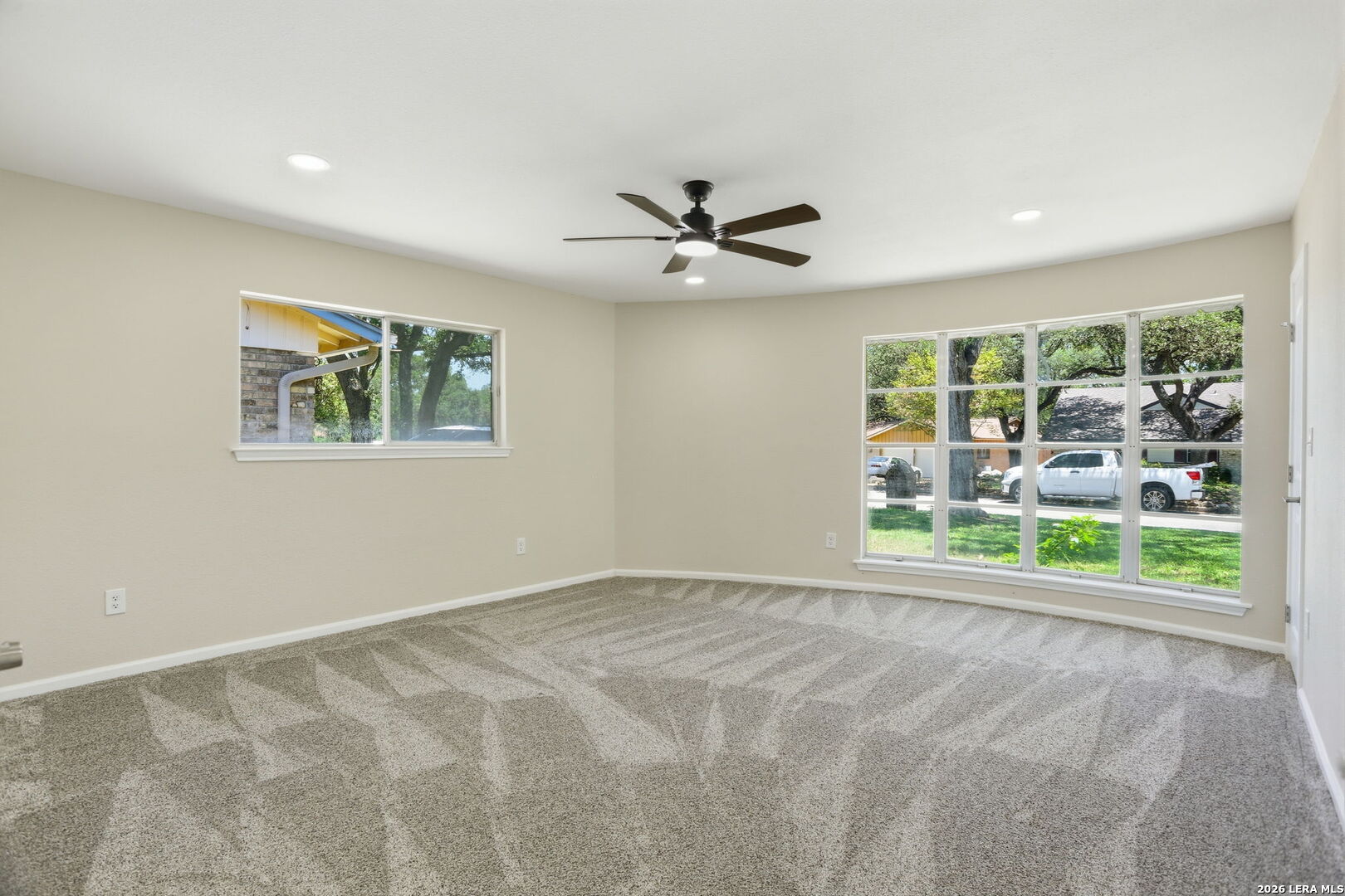 229 Sherri Drive Universal City TX 78148