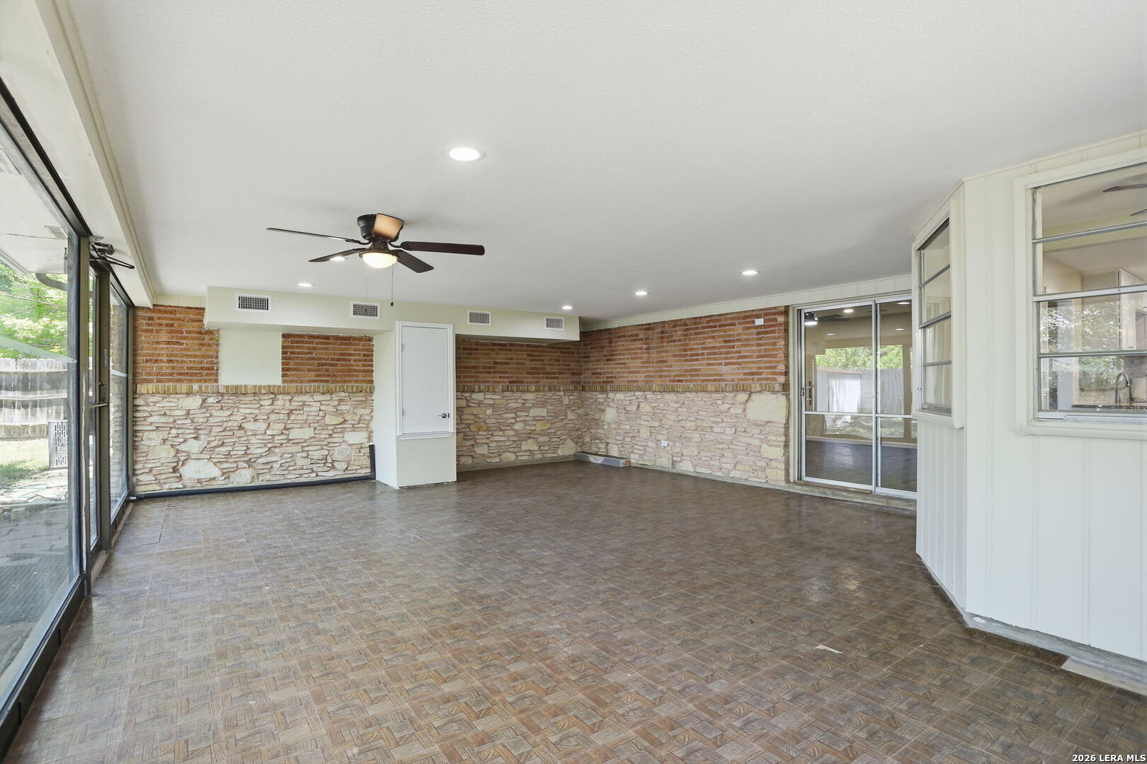 229 Sherri Drive Universal City TX 78148