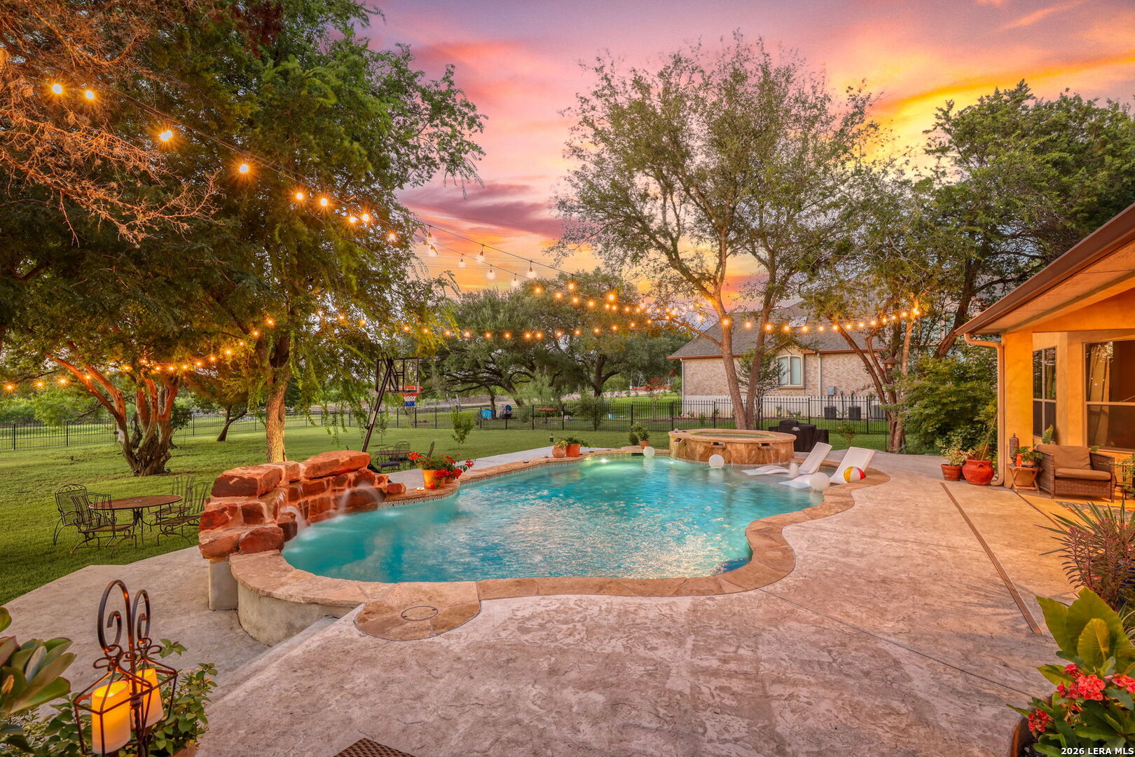 8803 Tuscan Hills Drive San Antonio TX 78266