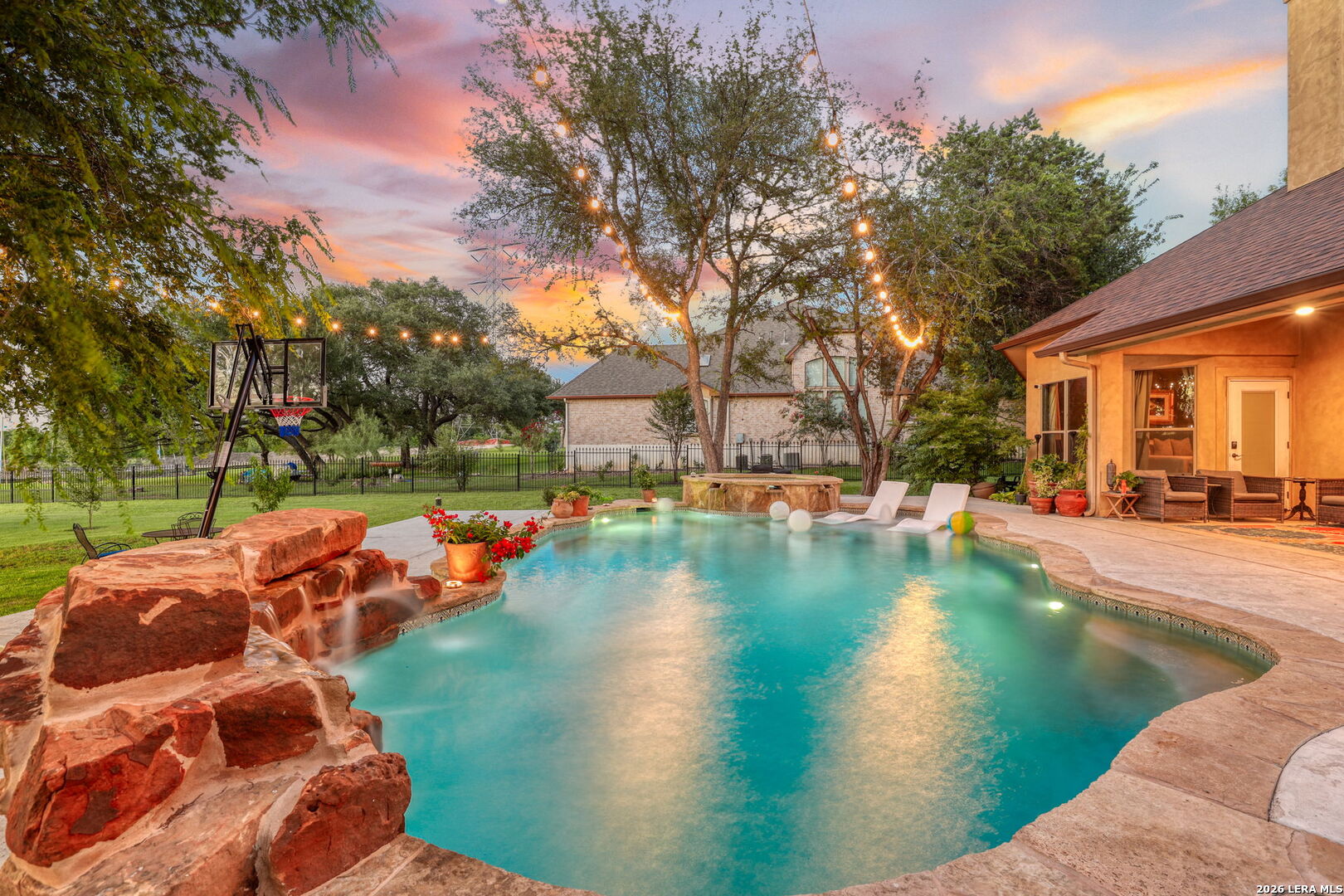 8803 Tuscan Hills Drive San Antonio TX 78266