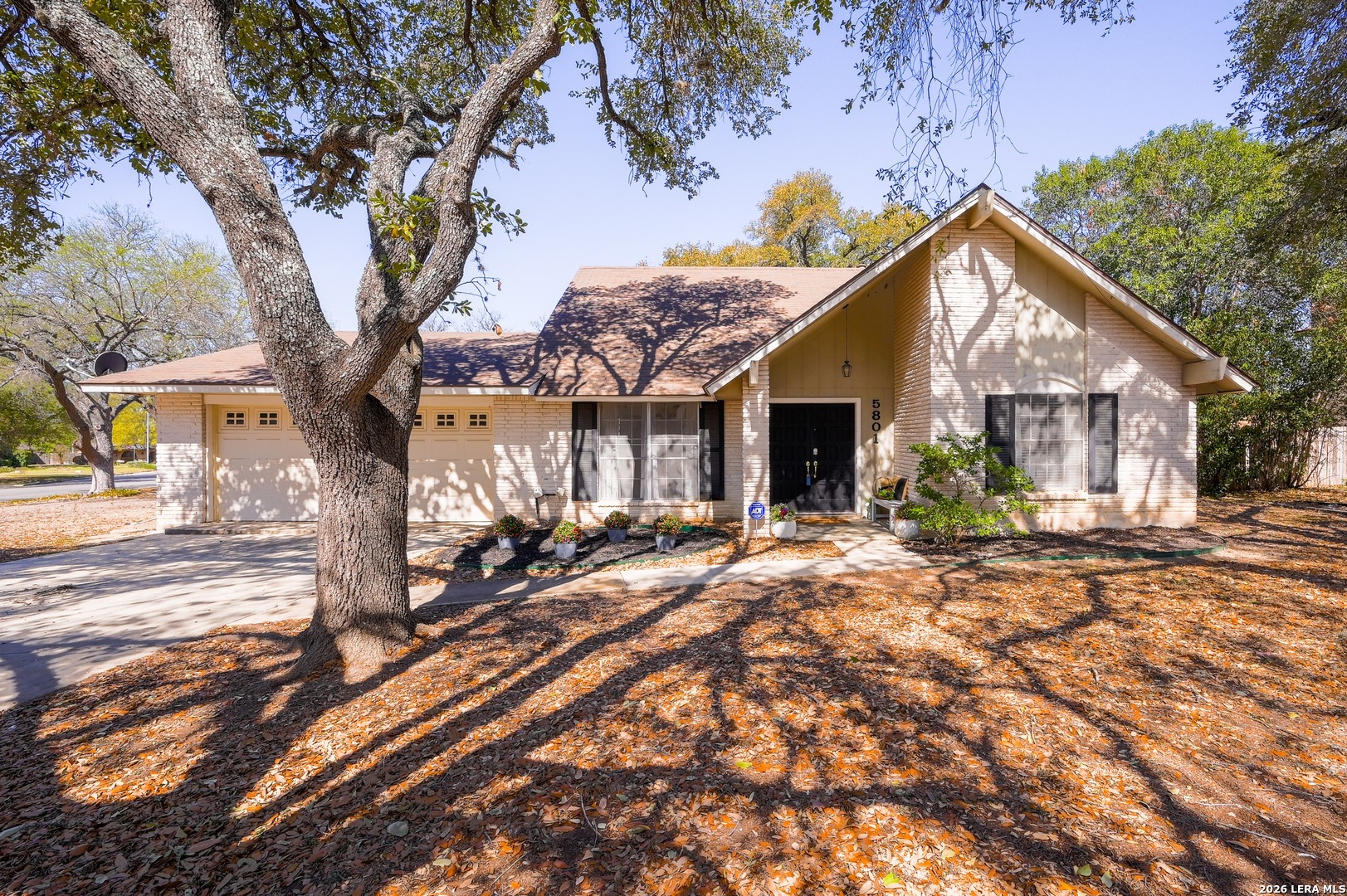 5801 Windvale Drive Windcrest TX 78239
