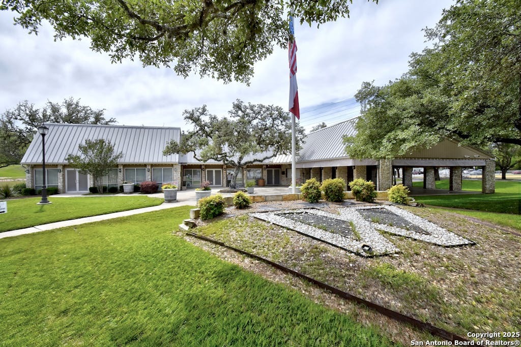5801 Windvale Drive Windcrest TX 78239