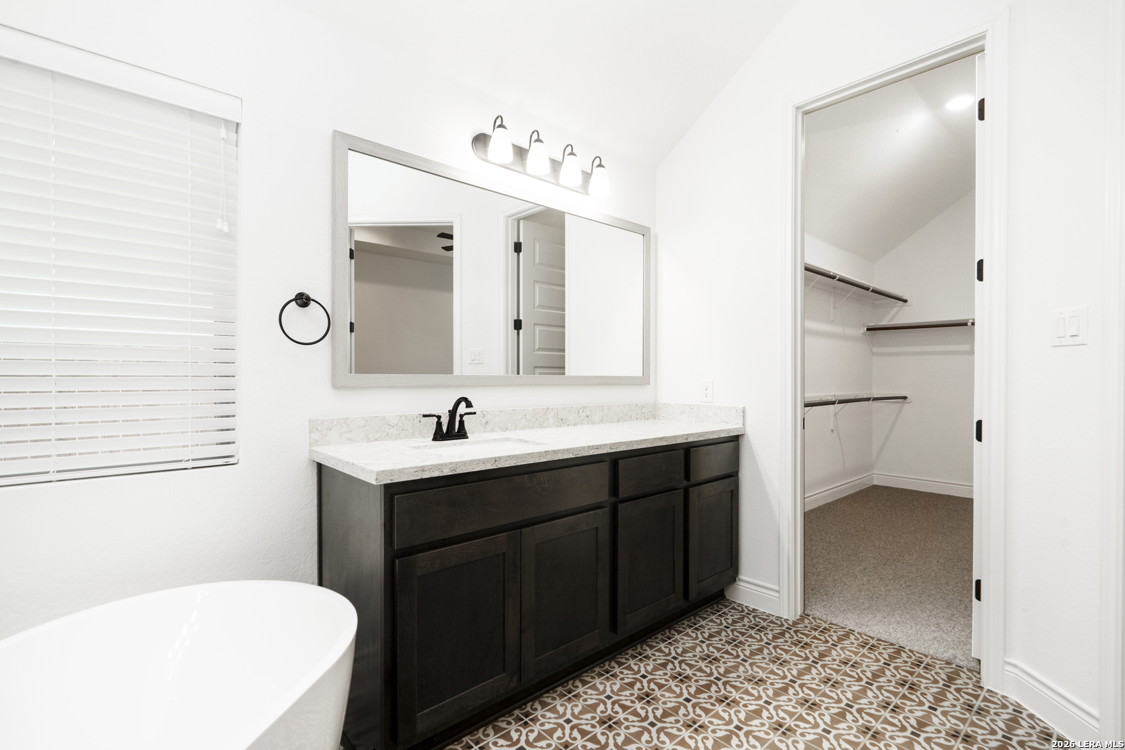 9015 Raven Pointe San Antonio TX 78255