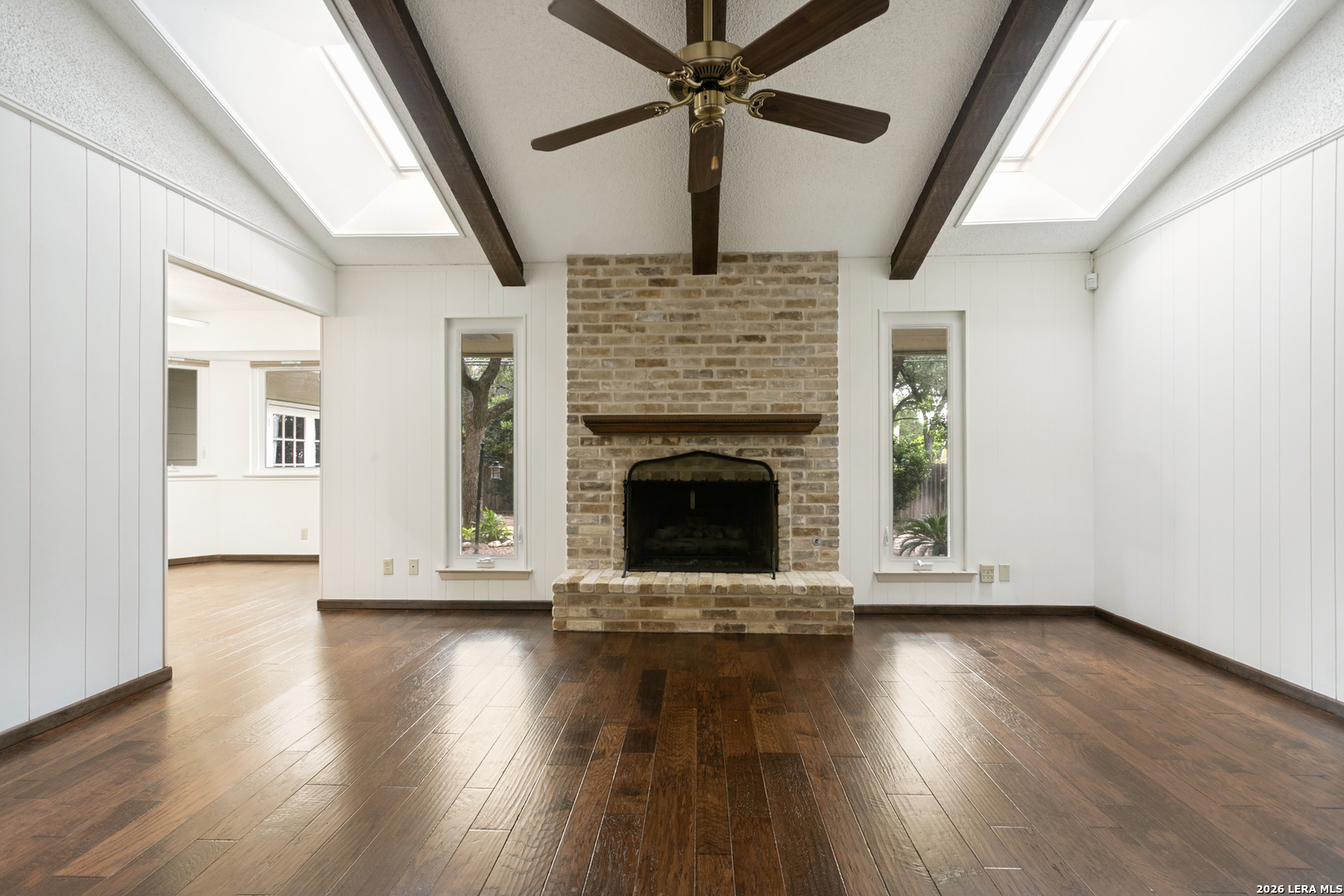 2127 Oak Wild Street San Antonio TX 78232