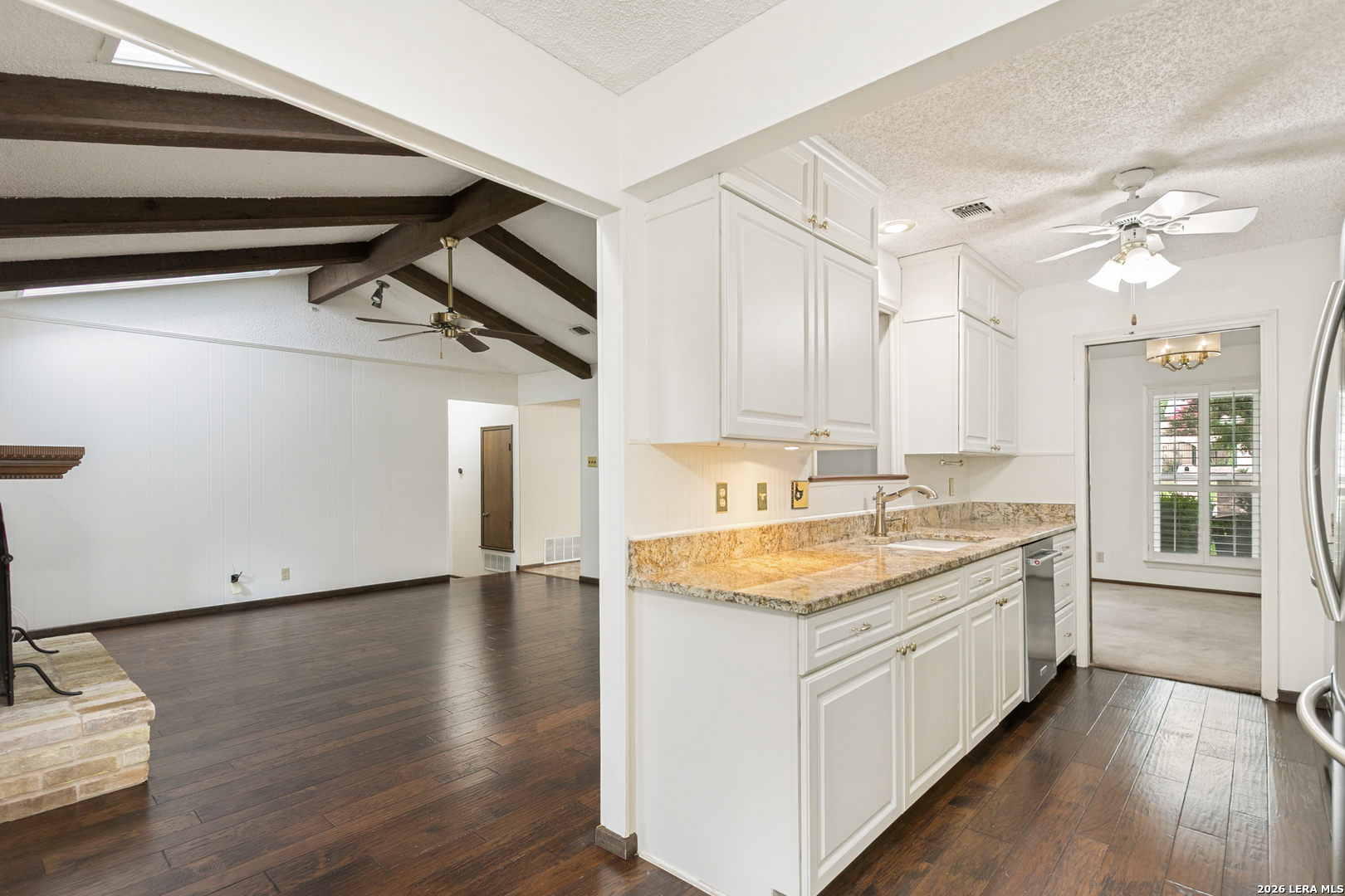 2127 Oak Wild Street San Antonio TX 78232
