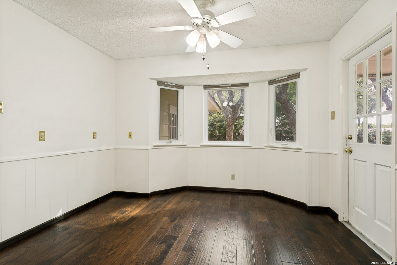 2127 Oak Wild Street San Antonio TX 78232