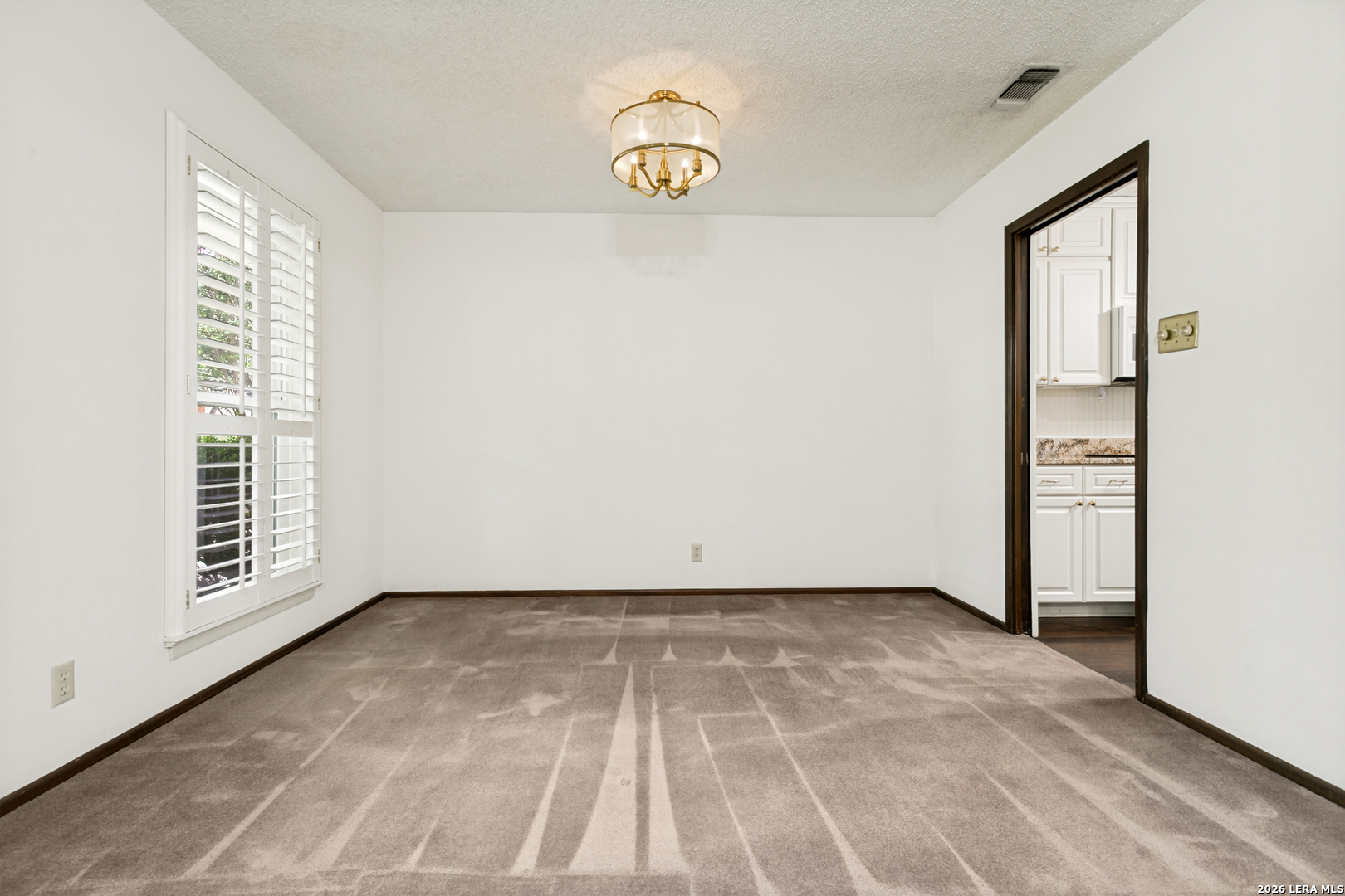 2127 Oak Wild Street San Antonio TX 78232