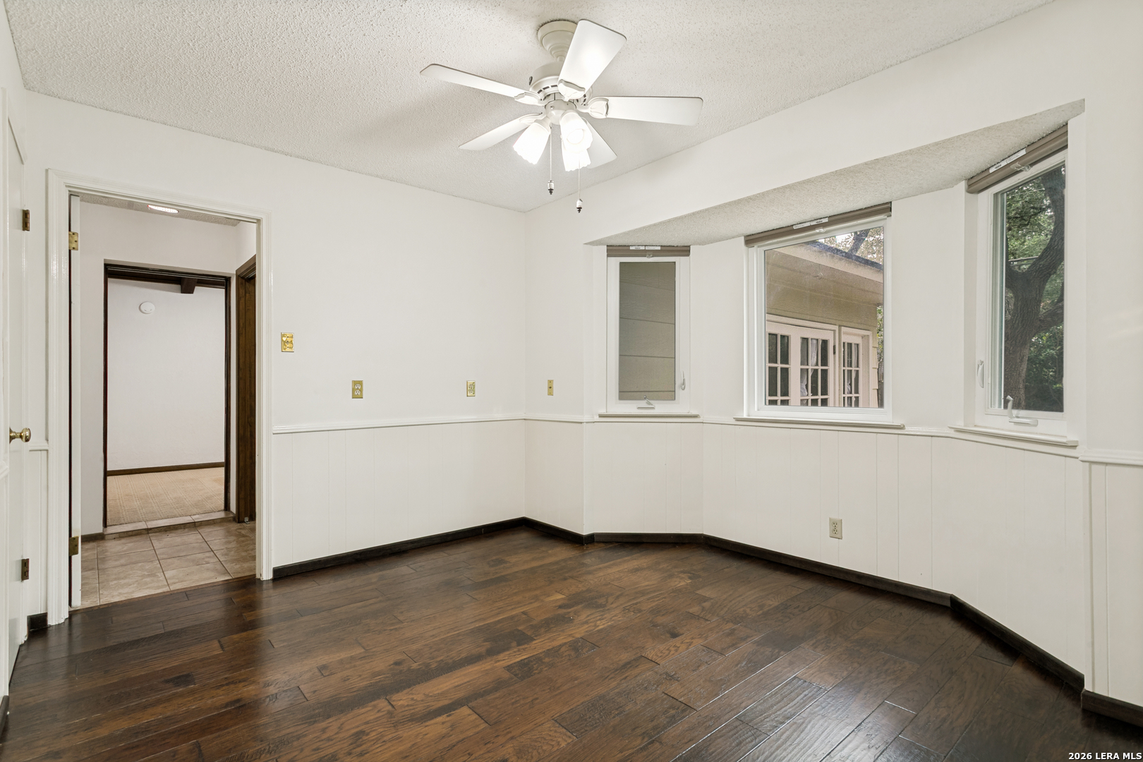 2127 Oak Wild Street San Antonio TX 78232