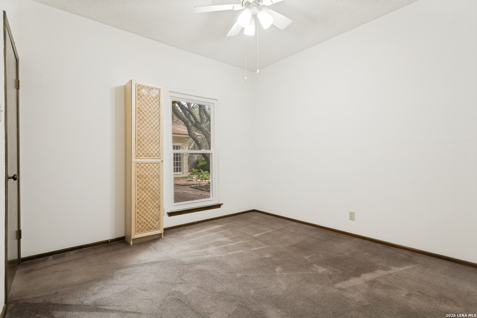 2127 Oak Wild Street San Antonio TX 78232
