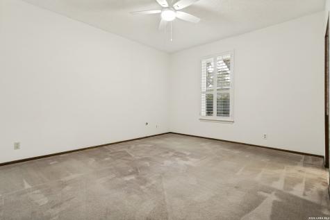 2127 Oak Wild Street San Antonio TX 78232